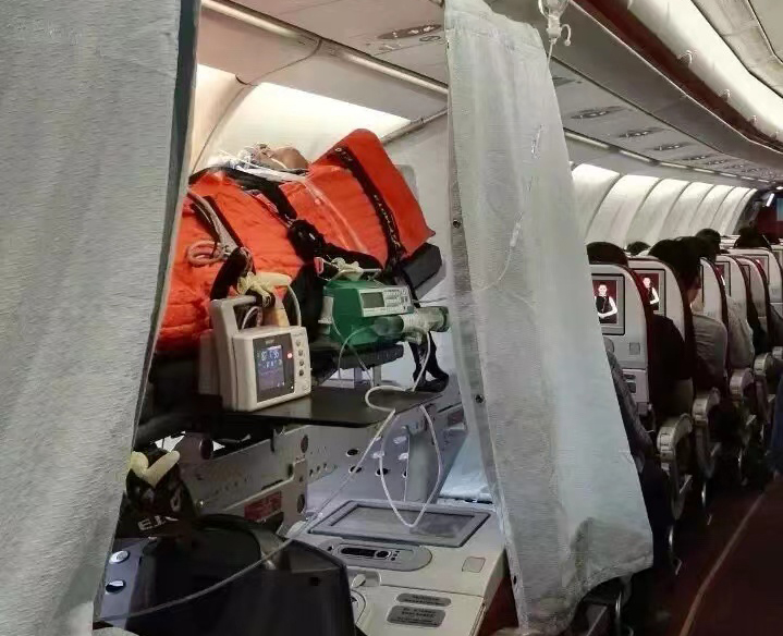 玉树跨国医疗包机、航空担架
